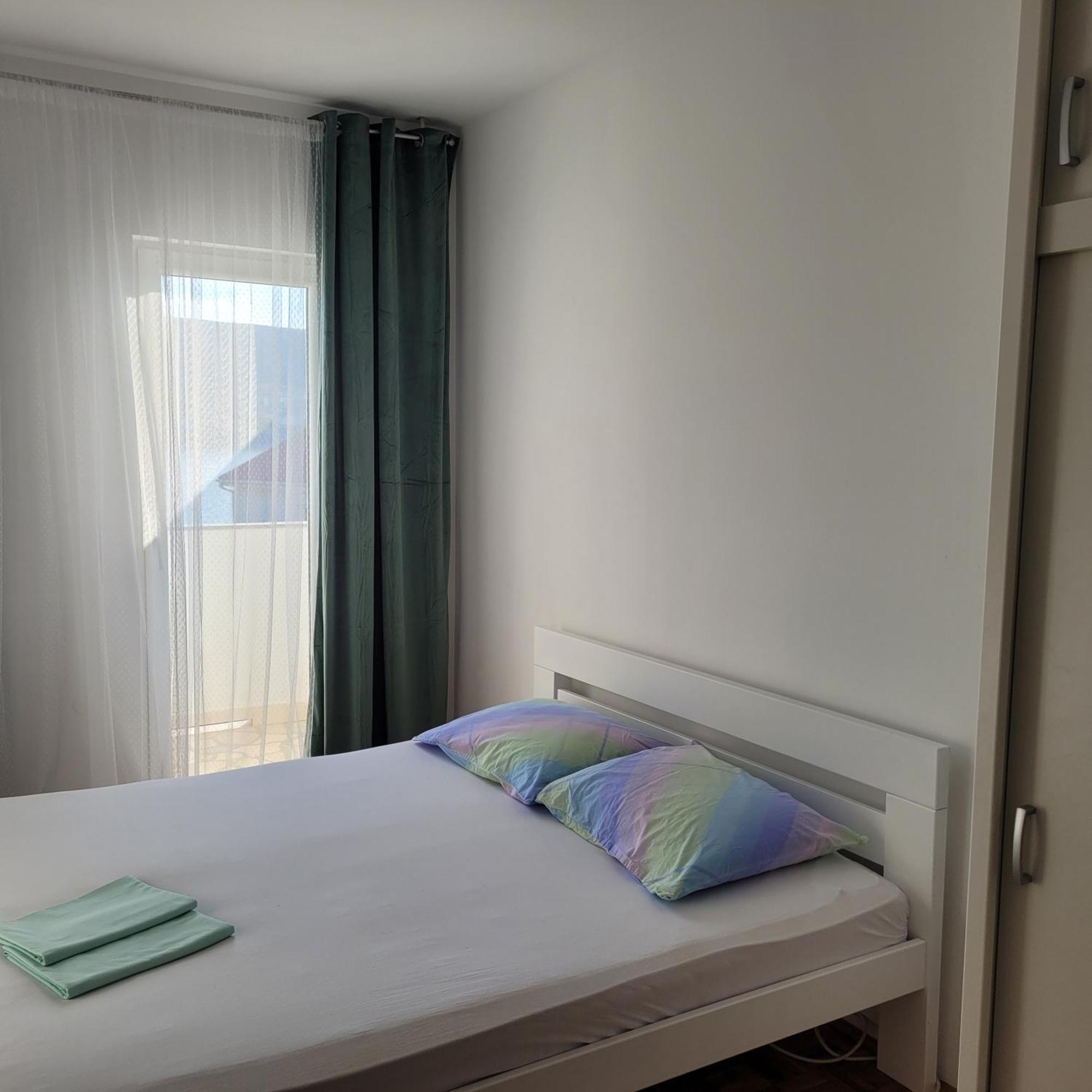 Apartmani Tonci Pag Pag Town Exterior foto